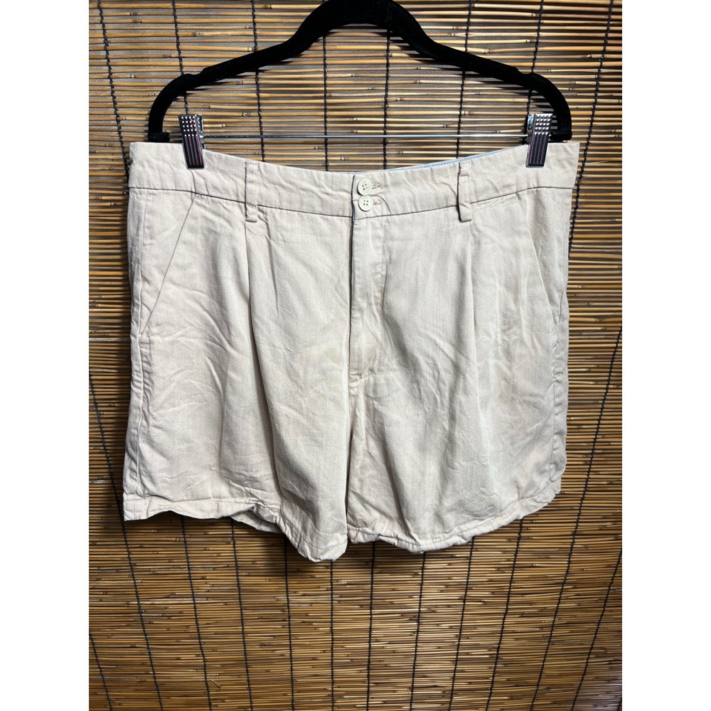 Jachs Girlfriend Size 10 Pleated Shorts Tan Khaki Rayon Lyocell Blend